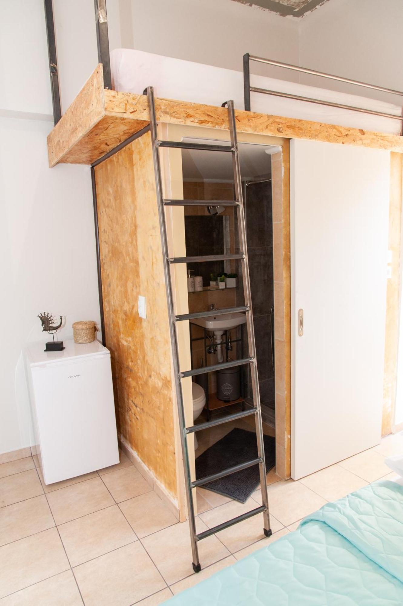 17 Flats And Roof Garden Apartment Athena Bagian luar foto