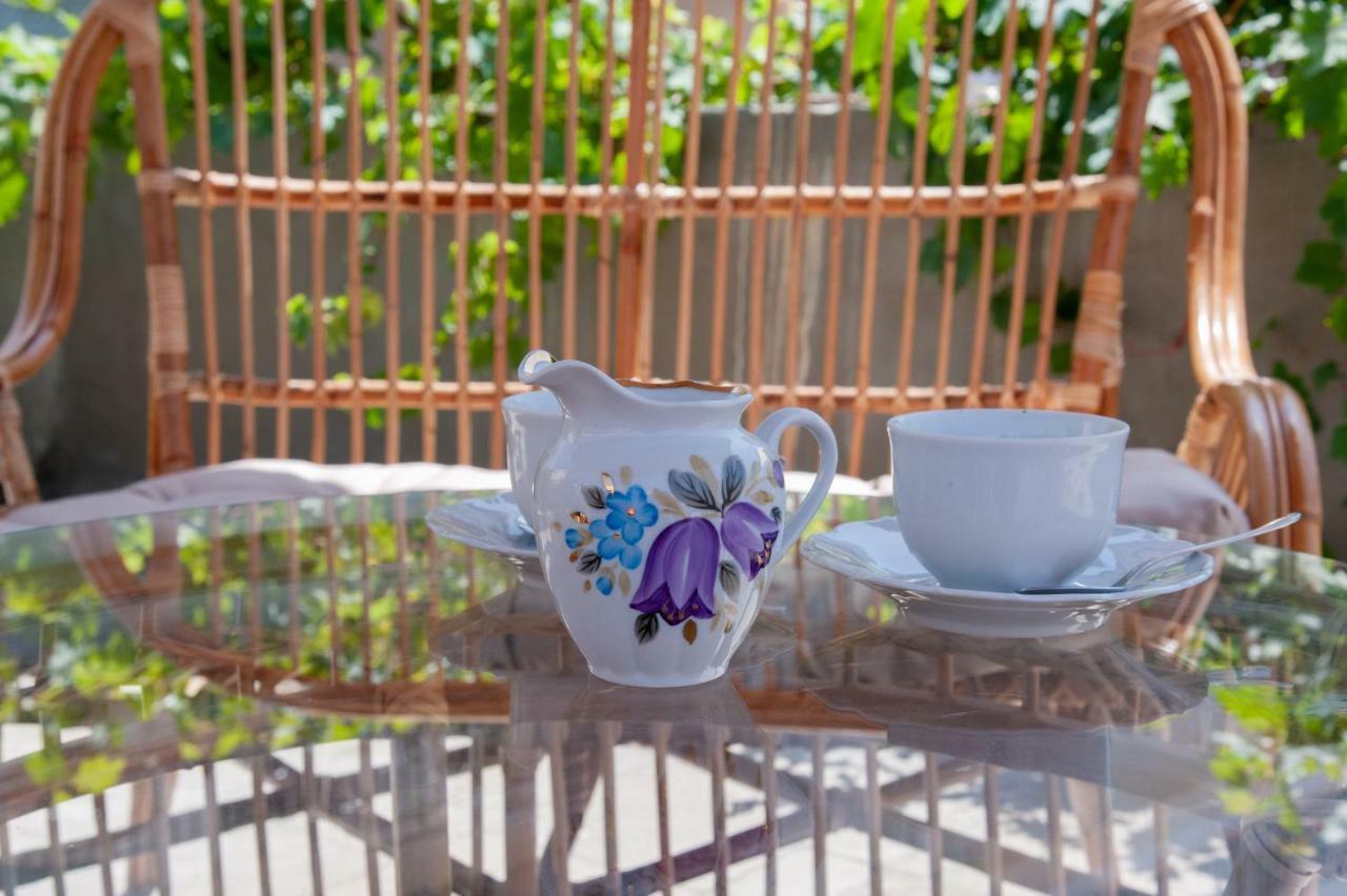 17 Flats And Roof Garden Apartment Athena Bagian luar foto