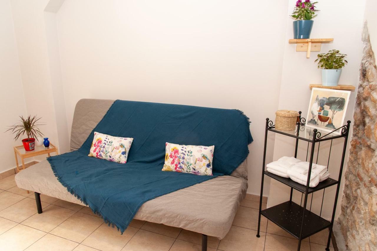 17 Flats And Roof Garden Apartment Athena Bagian luar foto