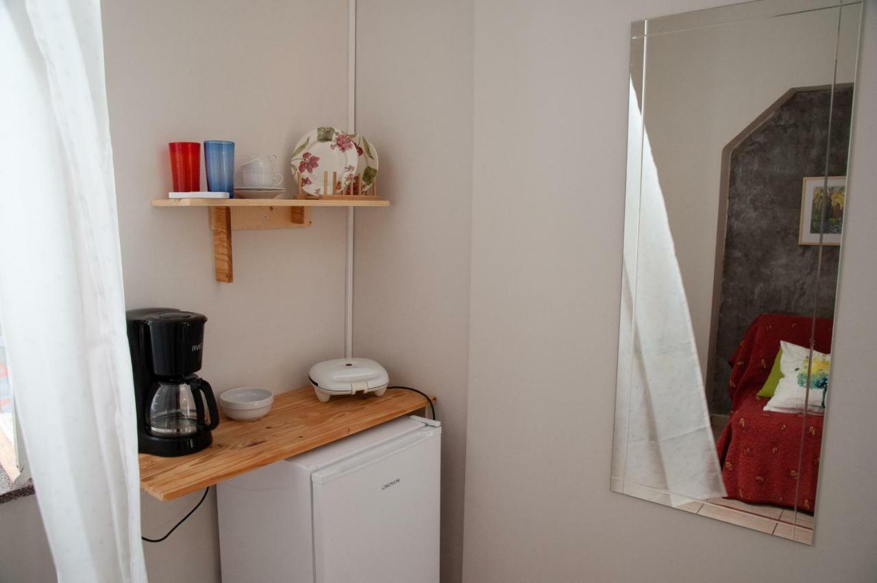 17 Flats And Roof Garden Apartment Athena Bagian luar foto