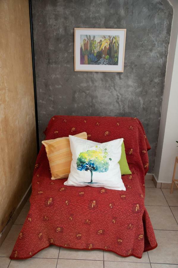 17 Flats And Roof Garden Apartment Athena Bagian luar foto